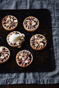 Food styling: Cherry Clafitis